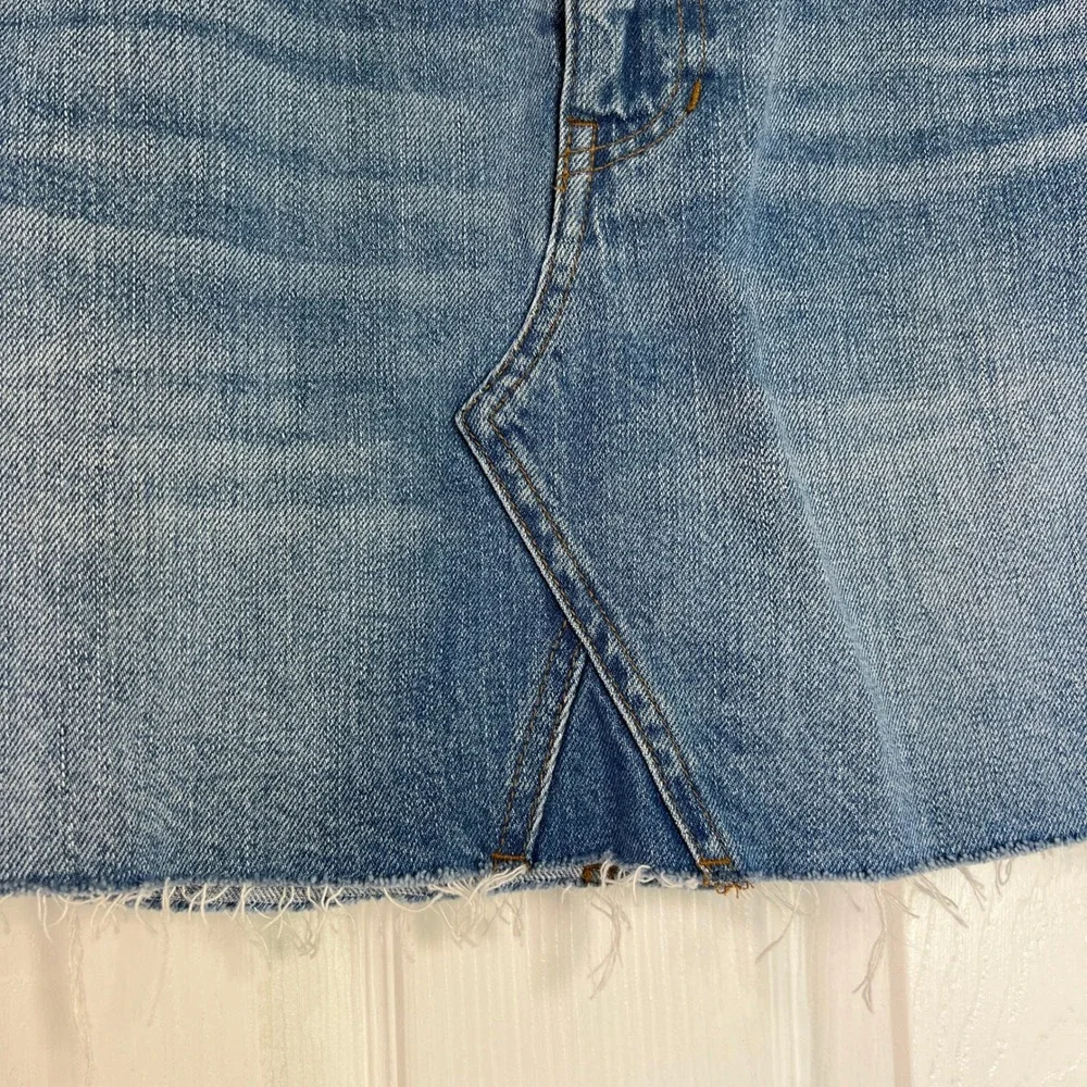 Madewell Womens 27 Blue Denim Mini Skirt Raw Hem 100% Cotton Minimalist y2k 90s